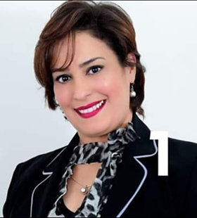 أعمال مصممة الأزياء سمية