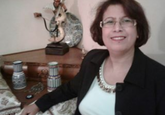 قصيدة: كوني شاعرة فذة