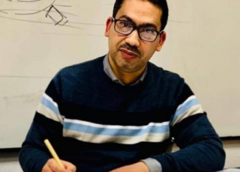 قرطاس ومقام وعروض