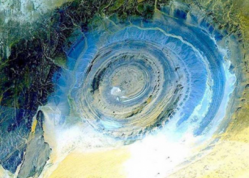 ما بين عين و عين …