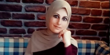 قصيدة: جدارٌ