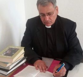 قصيدة: إلى نفَسي أعود