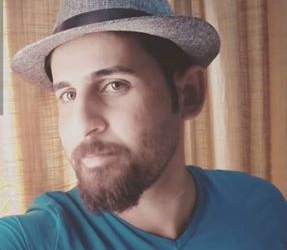 قصيدة: هذه اللعبة كيدية و جديدة