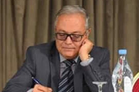 محمود بيرم التونسي شاعر لم ينل بعد حظّه من التكريم في تونس الخضراء أرض آبائه  واجداده .