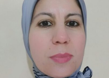 قصيدة: أمنية غراب أعرج