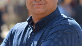 قصيدة: ما زلتُ أمضي بطريقِ الحب وحيدا