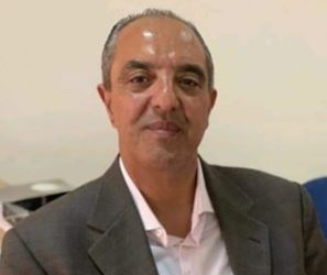 ” الشعر لوحة سحر “