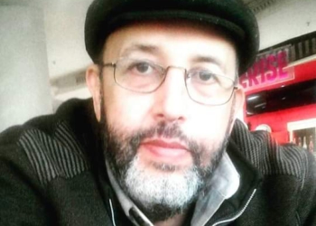 نص نثري تجار البؤس